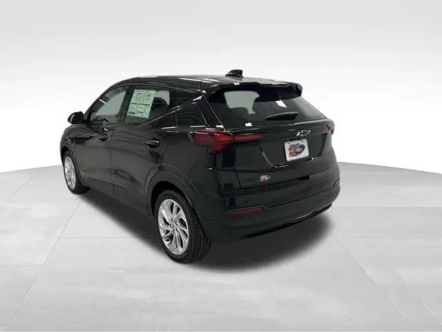 2027 Chevrolet Bolt LT FWD