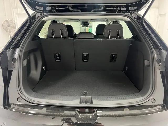 2027 Chevrolet Bolt LT FWD