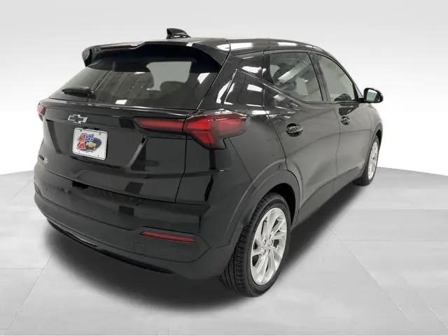2027 Chevrolet Bolt LT FWD