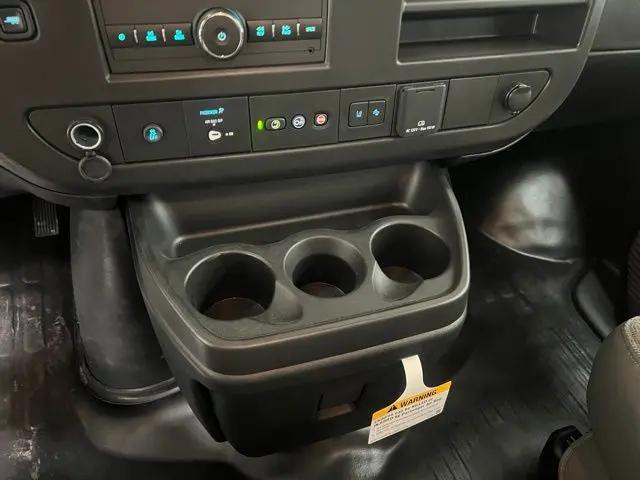 2026 Chevrolet Express Cargo Van 2500 Extended Wheelbase, WT, RWD