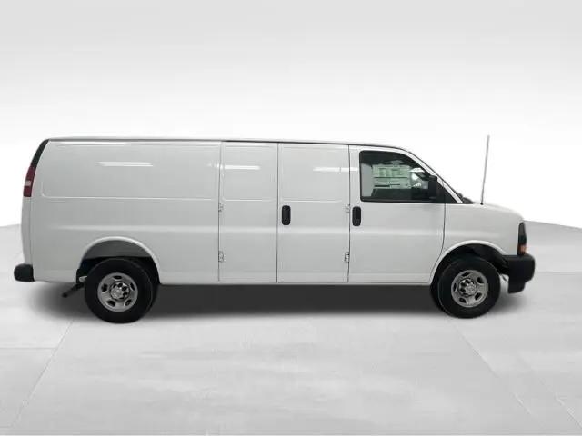 2026 Chevrolet Express Cargo Van 2500 Extended Wheelbase, WT, RWD