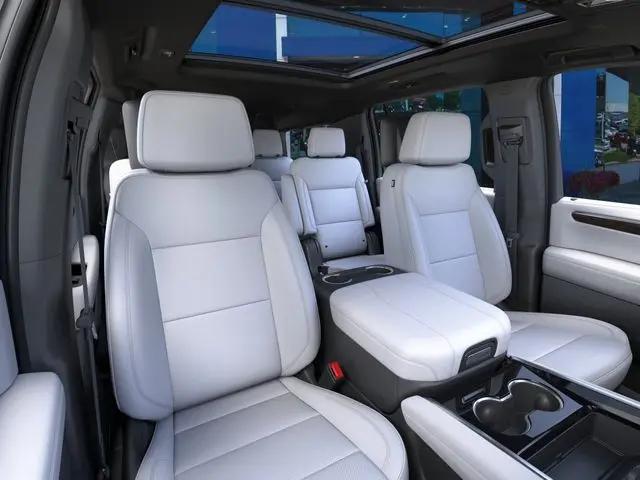 2026 Chevrolet Suburban Premier, 4WD