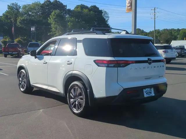 2022 Nissan Pathfinder SV 4WD