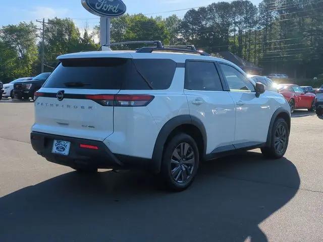 2022 Nissan Pathfinder SV 4WD