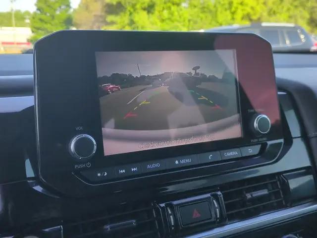 2022 Nissan Pathfinder SV 4WD