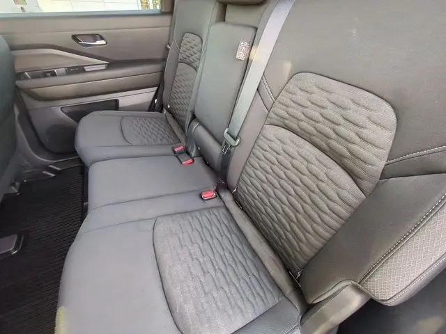 2022 Nissan Pathfinder SV 4WD