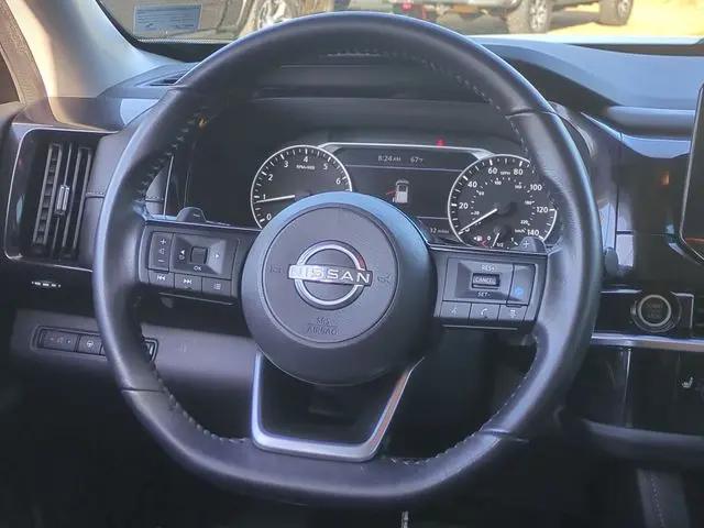 2022 Nissan Pathfinder SV 4WD
