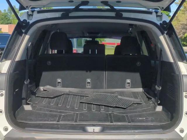 2022 Nissan Pathfinder SV 4WD