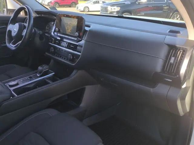 2022 Nissan Pathfinder SV 4WD