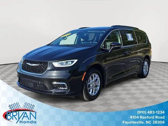 2022 Chrysler Pacifica Touring L for sale in Fayetteville, NC