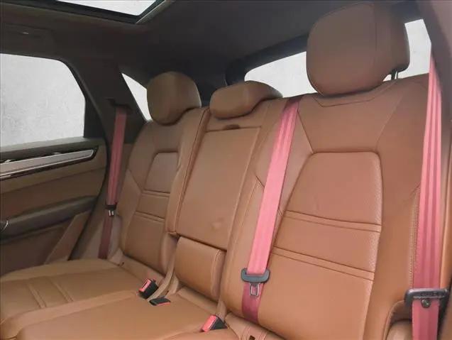 2023 Porsche Cayenne Cayenne