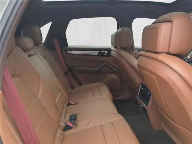 2023 Porsche Cayenne Cayenne