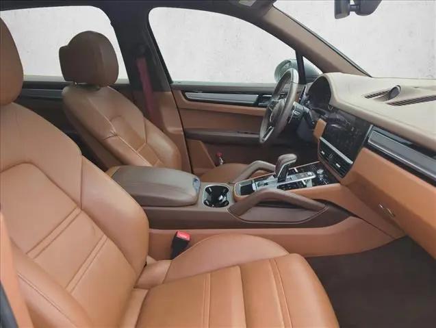 2023 Porsche Cayenne Cayenne
