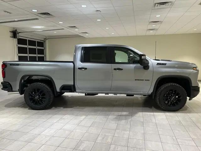 2026 Chevrolet Silverado 2500HD Crew Cab, Standard Bed, LT, 4WD