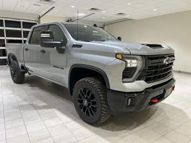 2026 Chevrolet Silverado 2500HD Crew Cab, Standard Bed, LT, 4WD