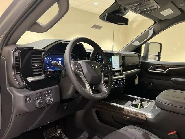 2026 Chevrolet Silverado 2500HD Crew Cab, Standard Bed, LT, 4WD
