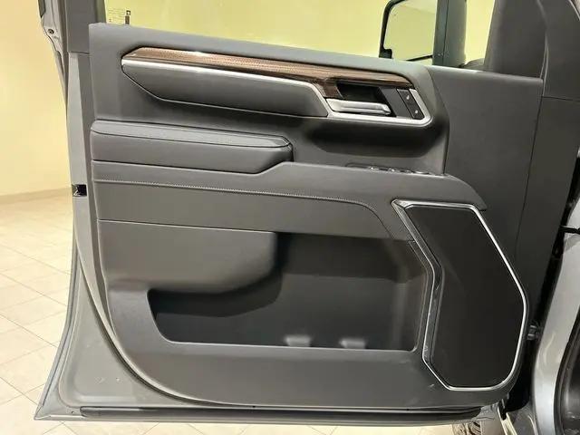 2026 Chevrolet Silverado 2500HD Crew Cab, Standard Bed, LT, 4WD