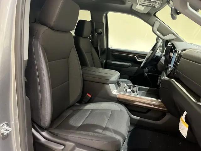 2026 Chevrolet Silverado 2500HD Crew Cab, Standard Bed, LT, 4WD