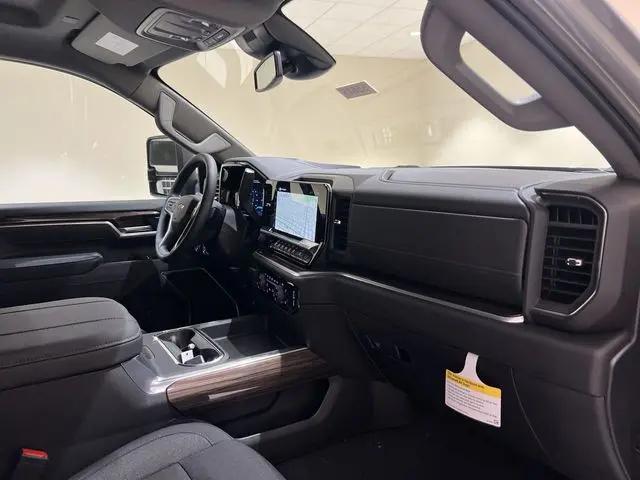 2026 Chevrolet Silverado 2500HD Crew Cab, Standard Bed, LT, 4WD