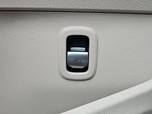 2026 Mercedes-Benz C-CLASS C 300 C 300