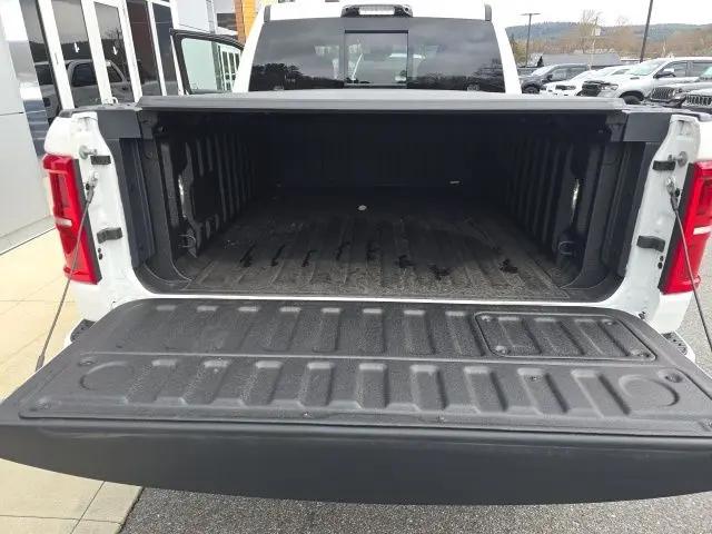 2025 Ram 1500 Limited Crew Cab 4x4 5'7" Box