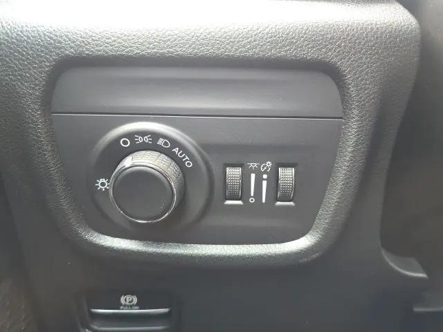 2026 Jeep Grand Cherokee L Altitude 4x4