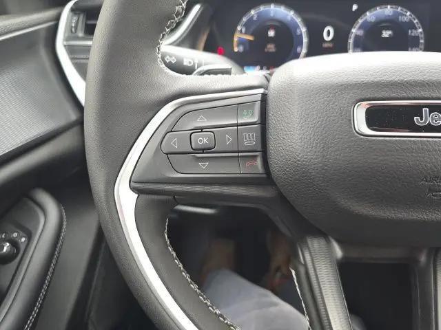 2026 Jeep Grand Cherokee L Altitude 4x4