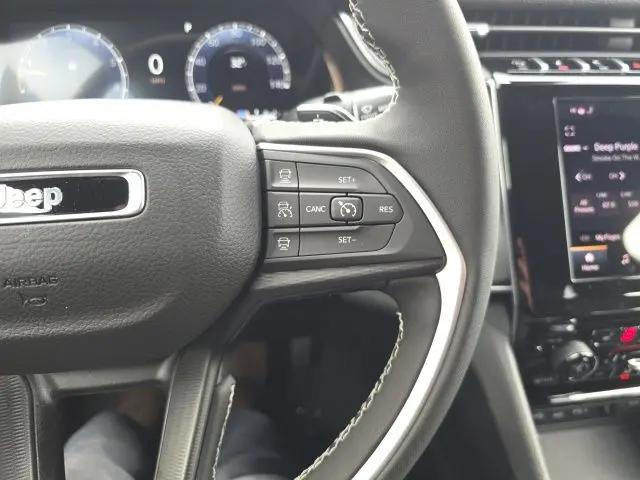 2026 Jeep Grand Cherokee L Altitude 4x4