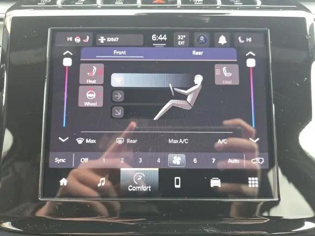 2026 Jeep Grand Cherokee L Altitude 4x4