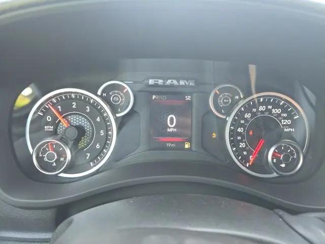 2026 Ram 2500 Black Express Crew Cab 4x4 6'4" Box