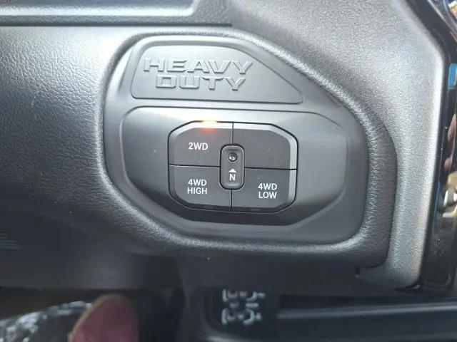 2026 Ram 2500 Black Express Crew Cab 4x4 6'4" Box