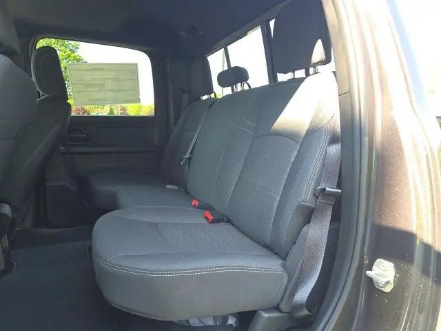 2026 Ram 2500 Black Express Crew Cab 4x4 6'4" Box