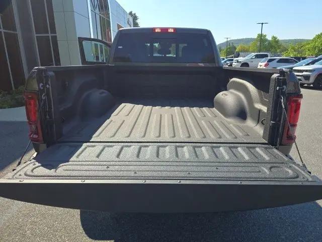 2026 Ram 2500 Black Express Crew Cab 4x4 6'4" Box