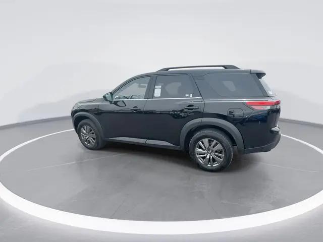 2025 Nissan Pathfinder SV FWD