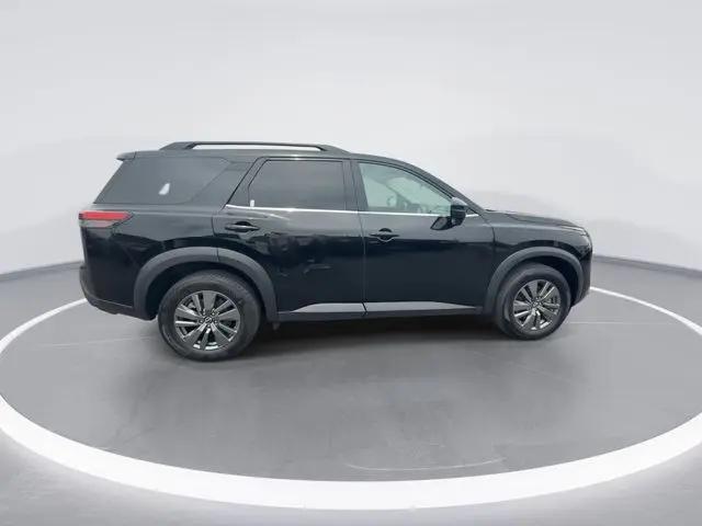 2025 Nissan Pathfinder SV FWD