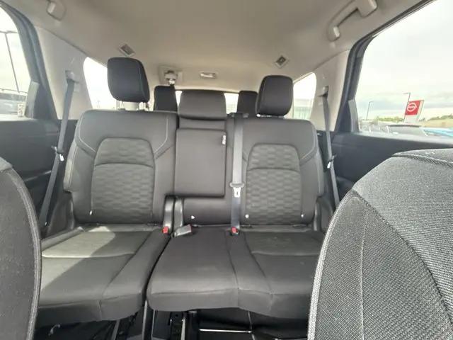 2025 Nissan Pathfinder SV FWD