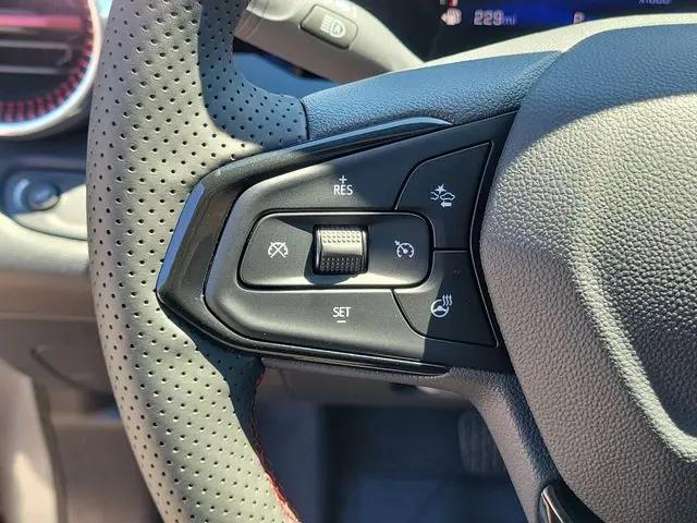 2025 Chevrolet Trax FWD 2RS