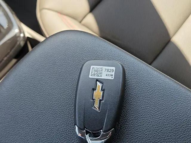 2025 Chevrolet Trax FWD 2RS