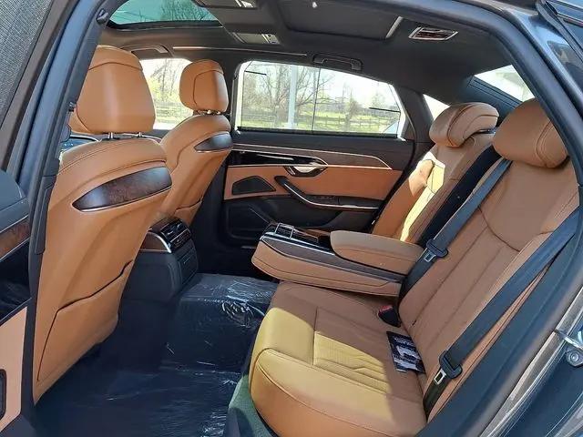 2026 Audi A8 55 TFSI quattro Tiptronic