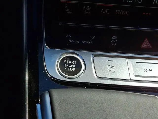 2026 Audi A8 55 TFSI quattro Tiptronic
