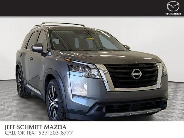 2024 Nissan Pathfinder Platinum 4WD for sale near Beavercreek, OH