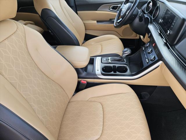 2024 Kia Carnival MPV LX Seat Package
