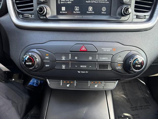 2017 Kia Sorento 2.4L LX