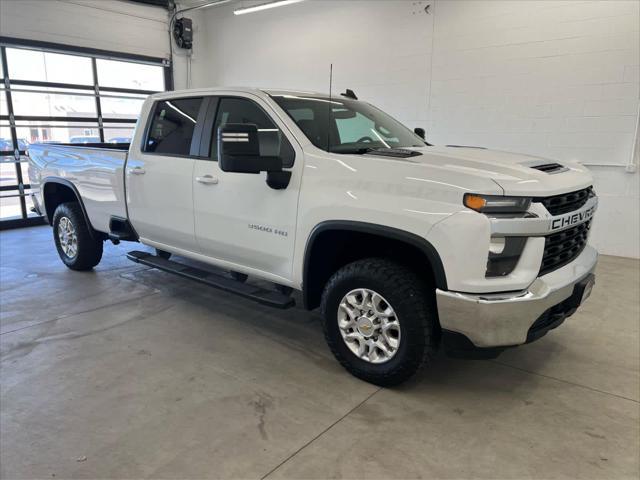 2022 Chevrolet Silverado 3500HD 4WD Crew Cab Long Bed LT