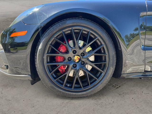 2018 Porsche Panamera 4S