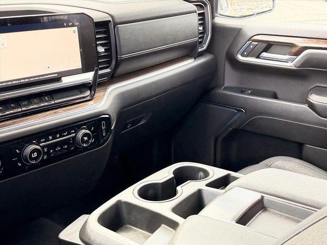 2023 Chevrolet Silverado 1500 4WD Crew Cab Short Bed LT with 2FL