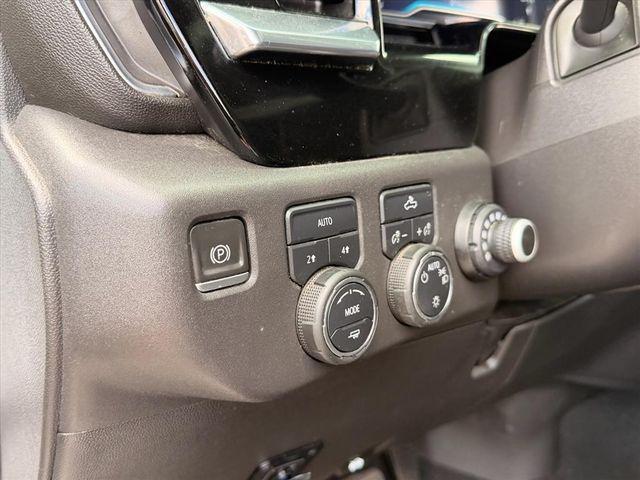 2023 Chevrolet Silverado 1500 4WD Crew Cab Short Bed LT with 2FL