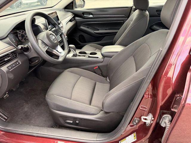 2025 Nissan Altima SV FWD