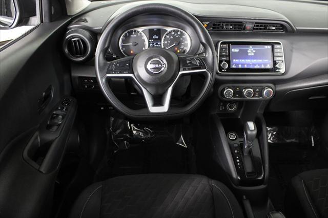 2022 Nissan Kicks S Xtronic CVT
