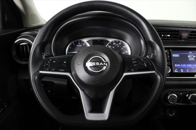 2022 Nissan Kicks S Xtronic CVT